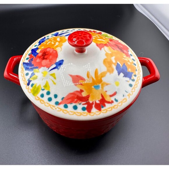 The Pioneer Woman 2.5 Qt Stoneware Casserole Dish w/ Lid Fiona Pattern Red - Picture 2 of 12